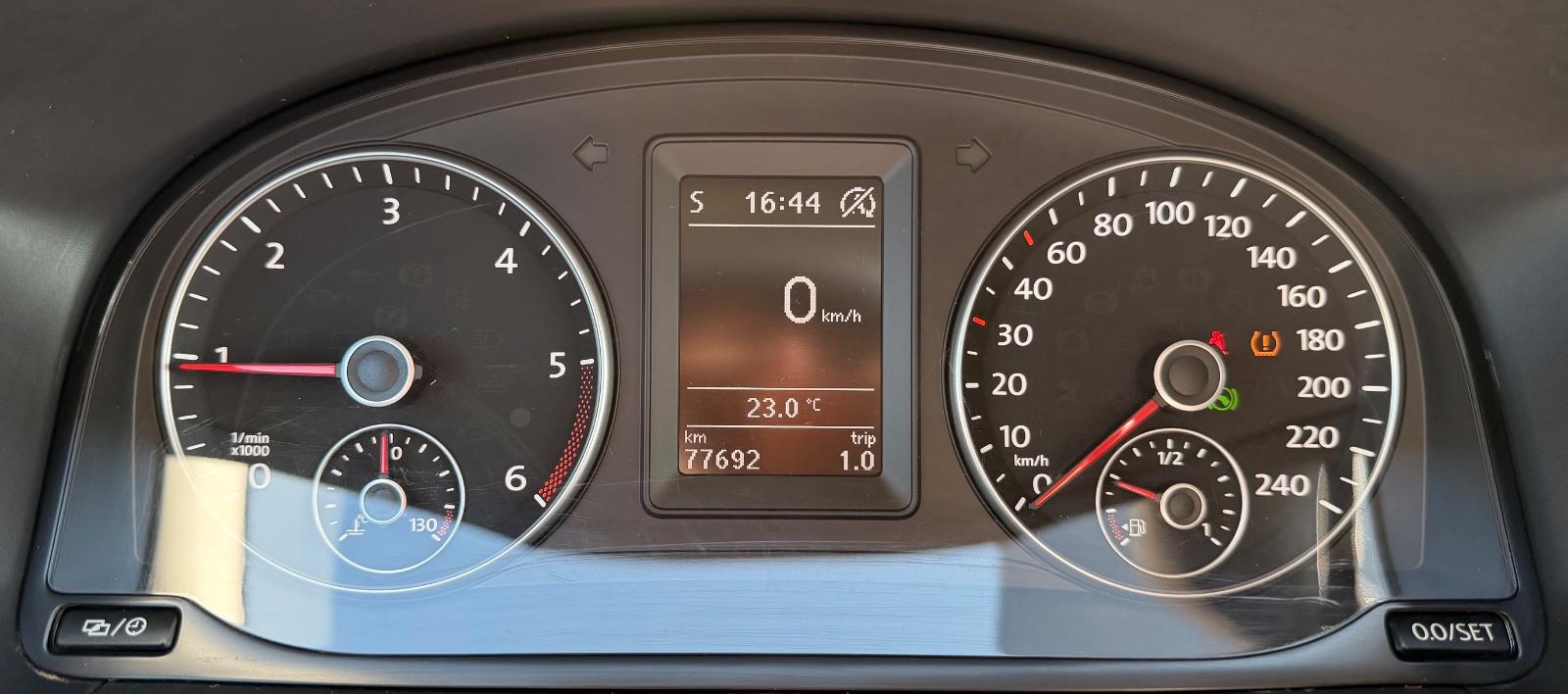 Volkswagen Caddy 2,0 TDI Aut / 7xSITZER / AHK / NAVI / STHZ