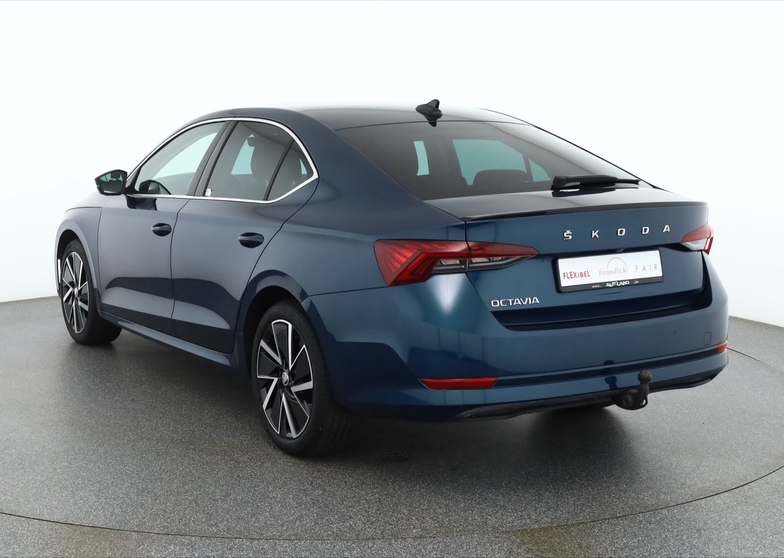 Skoda Octavia 1.5 TSI Style LED Standheizung AHK DAB imagem 3