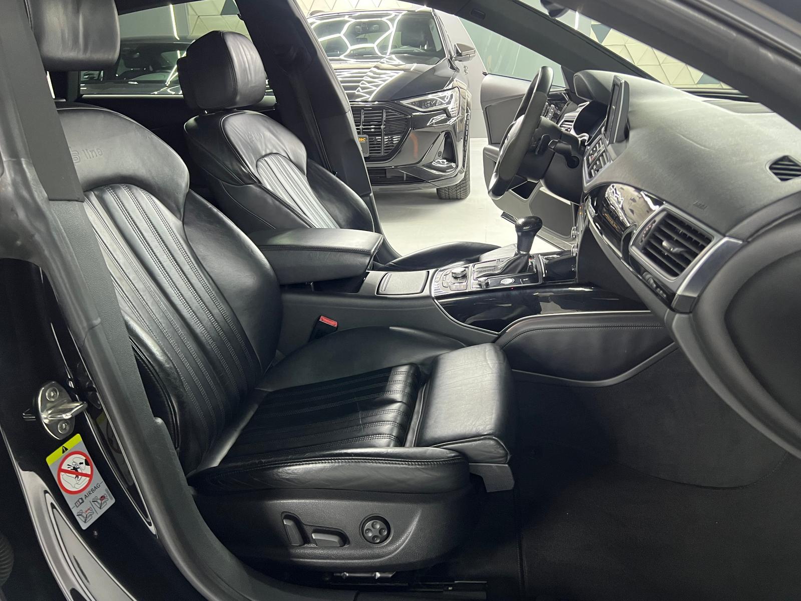 AUDI A7 3.0 TDI SPORTBACK QUATTRO S LINE / CUIR / CAMÉRA 313 CH BVA - HAYON ÉLECTRIQUE - VOLANT EN CUIR - SELLERIE CUIR