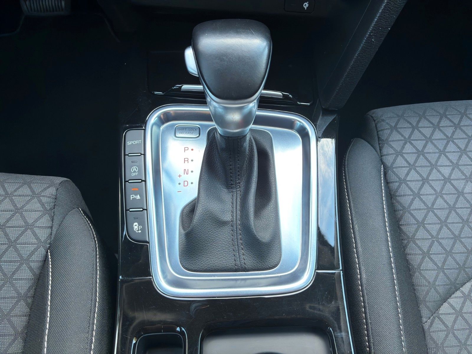 Fahrzeugabbildung Kia cee'd Sportswagon*Automatik*SHZ*LHZ*Navi*Kamera*