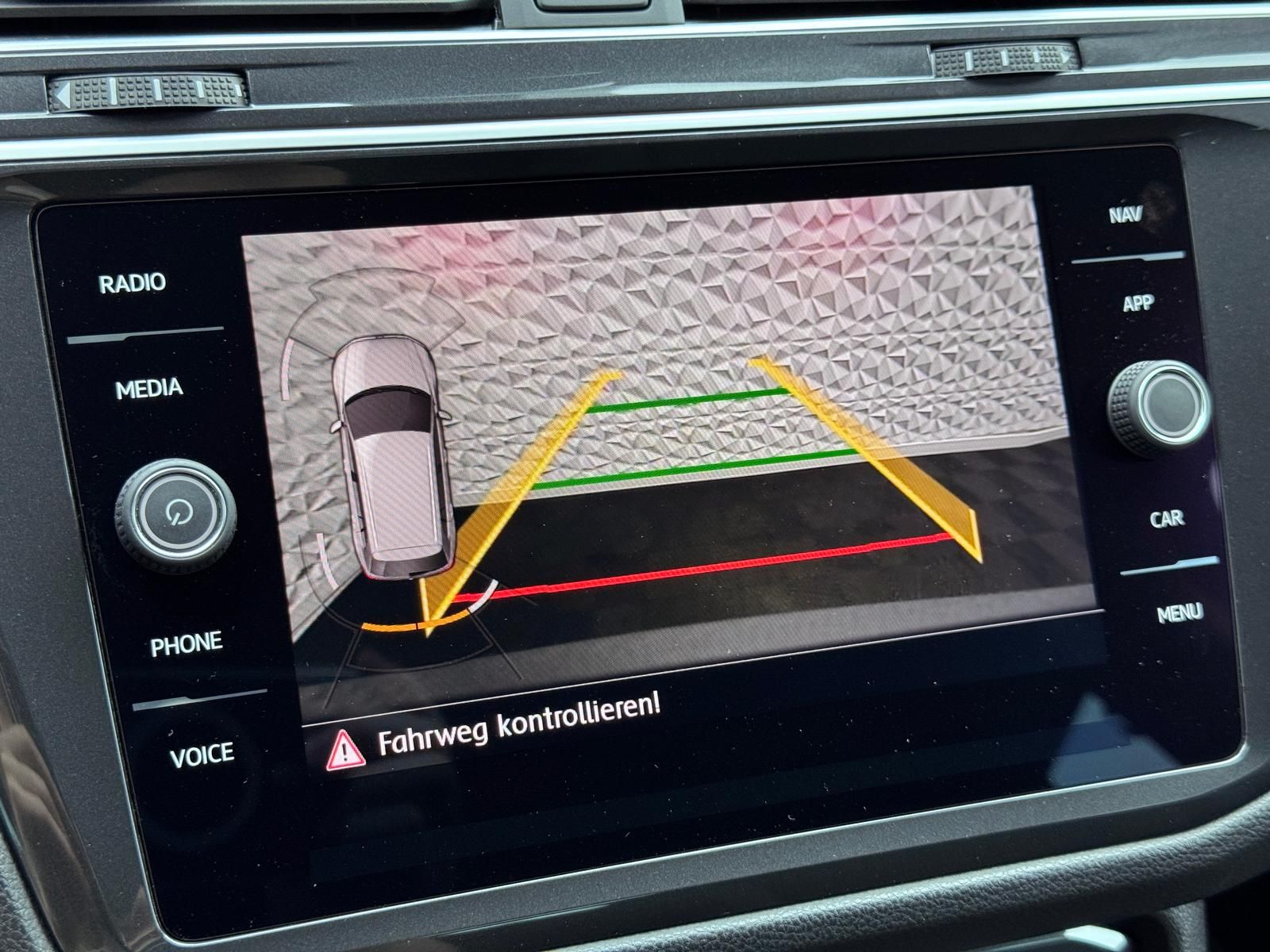 Fahrzeugabbildung Volkswagen 2.0 TSI IQ 4MOTION/HIGHLINE/ACC/VIRTUAL/HUD/RCAM