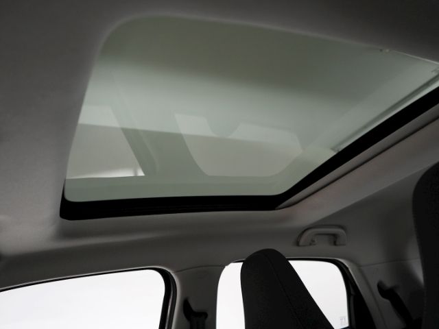 T03 DESIGN 37,3 kWH AT+NAVI+RÜCKFAHRKAMERA+PANOR