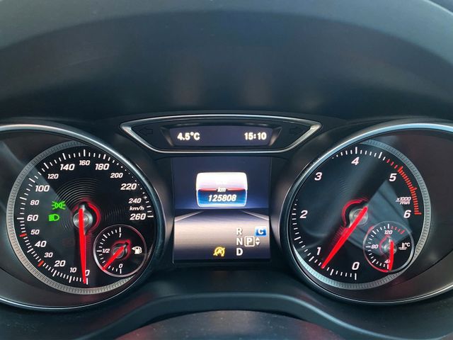 Mercedes-Benz CLA 220