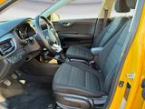 Kia Stonic 1.0 T-GDI 120 Vision PDC SHZ KLIMA ALU PD - gebrauchte Kia Stonic aus dem Jahr 2022