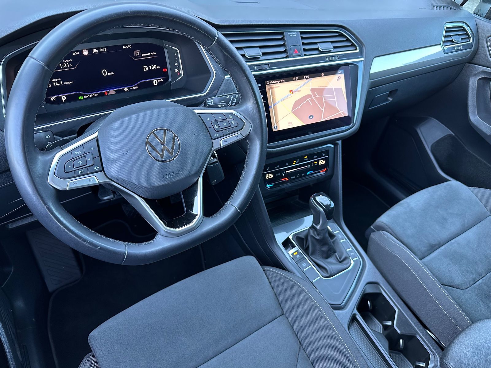 Fahrzeugabbildung Volkswagen Tiguan Allspace 2.0 TDI DSG Life NAV+LED+HUD+SHZ