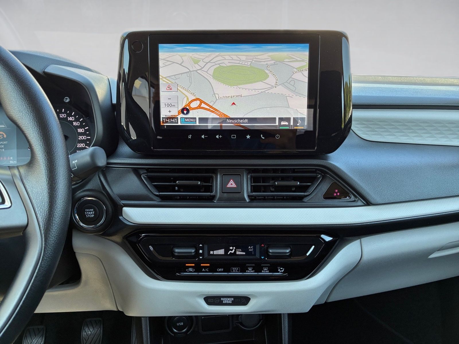 Fahrzeugabbildung Suzuki Swift 1.2 Club LED,Navi,ACC,Klima,Kamera