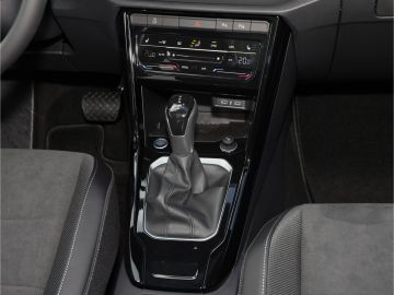 Volkswagen T-Roc Open Sky1.5 TSI DSG AHK Pano Kamera Matrix