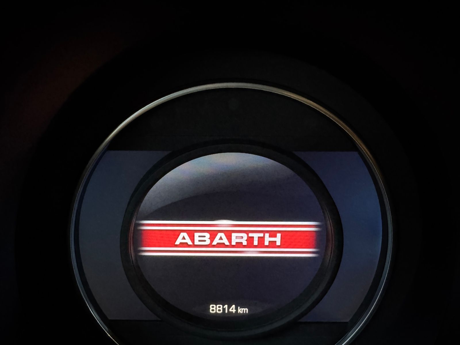 Fahrzeugabbildung Abarth 695C BEATS KLIMA XEN NAV PDC ALU