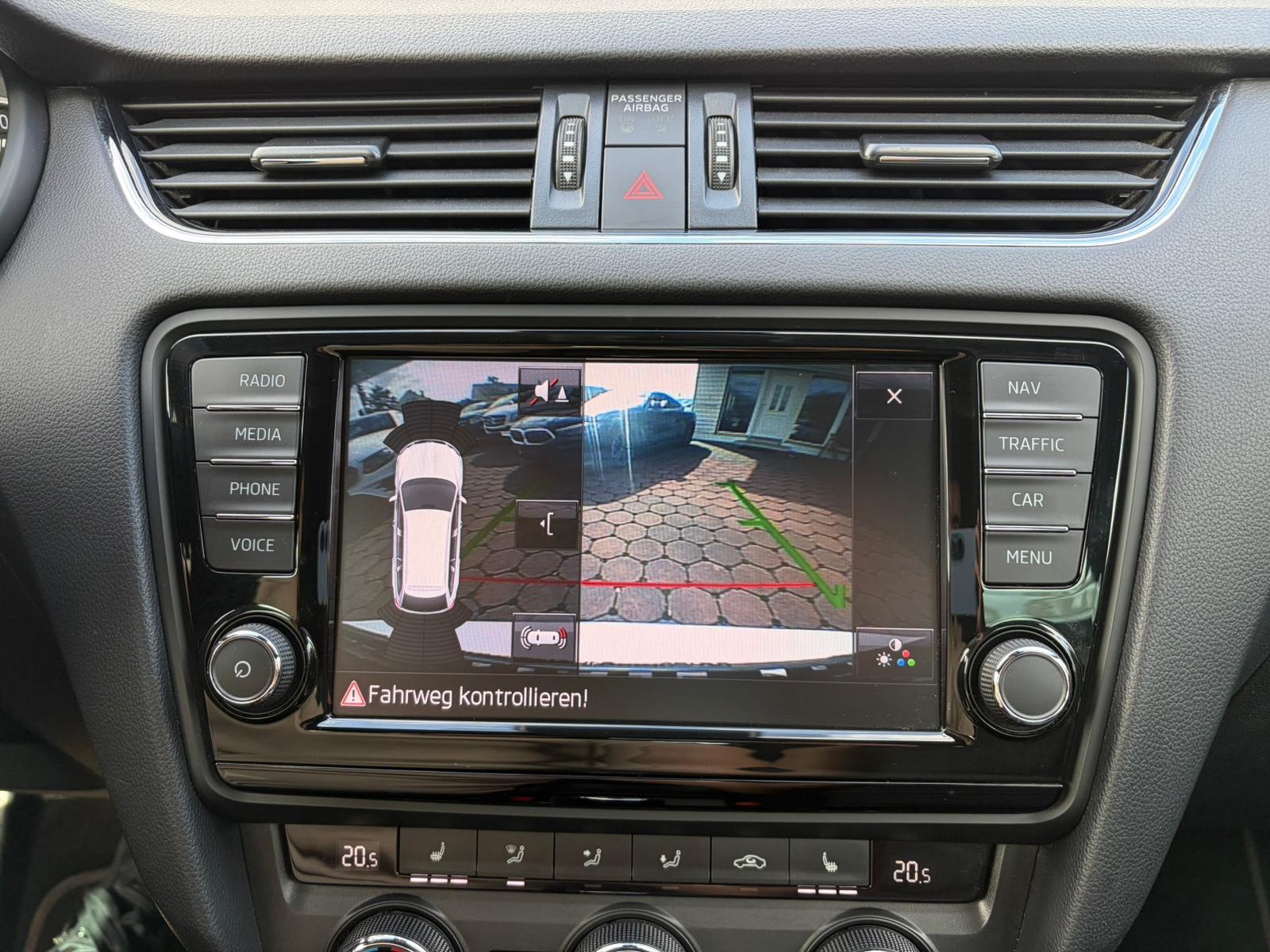 Skoda Octavia Combi RS 230 ch DSG • ACC • Caméra • CarPlay • Keyless • Hayon électrique