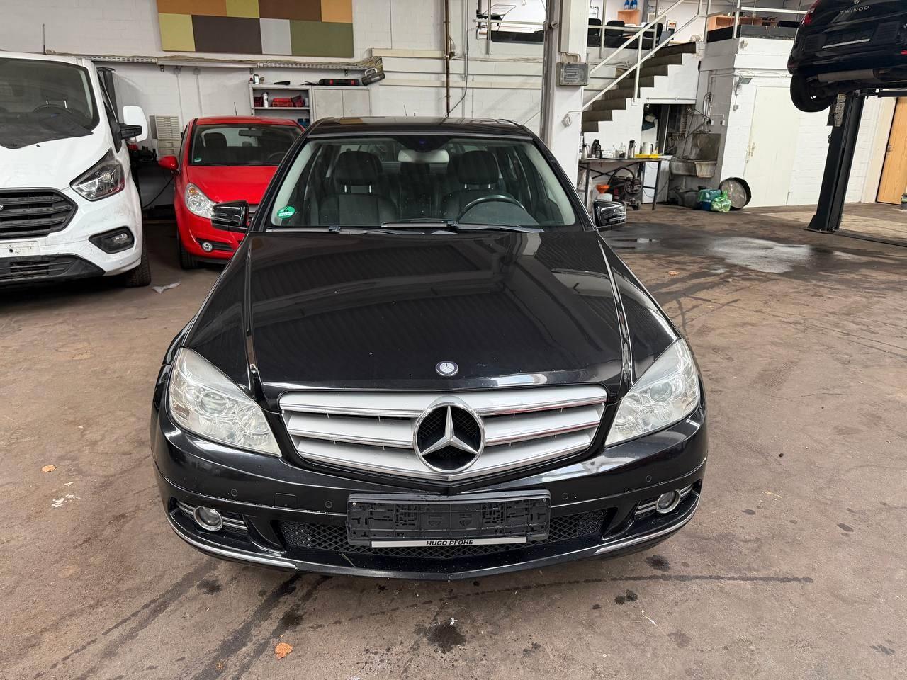 Mercedes-Benz C 180 C Limousine C 180 CGI BlueEfficiency*GSH*
