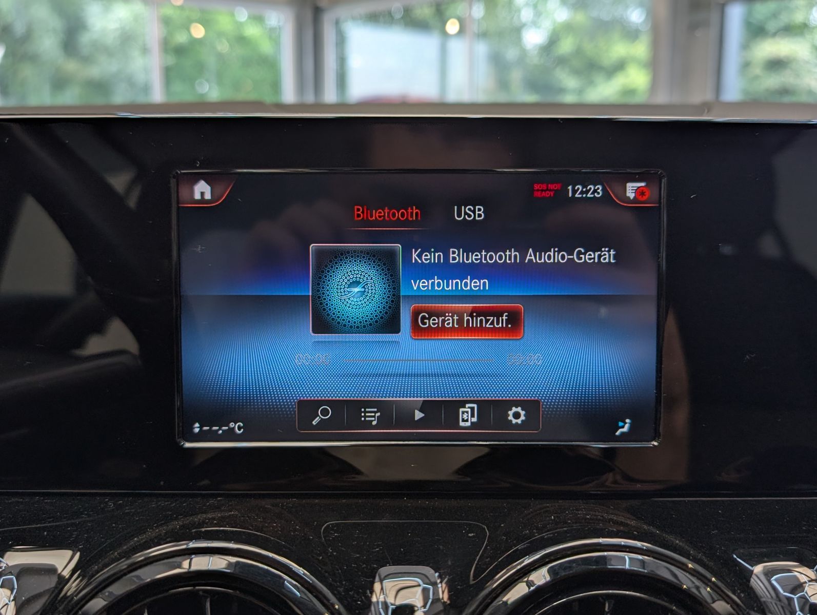 Fahrzeugabbildung Mercedes-Benz GLA 250 e EQ LED*NAVI*CARPLAY*SPURH.*PARKASSIST*