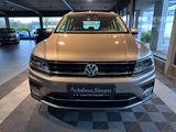 Volkswagen Tiguan Highline 4Motion 1. Hand Scheckheft ACC - VW Tiguan Gebrauchtwagen in Hamm