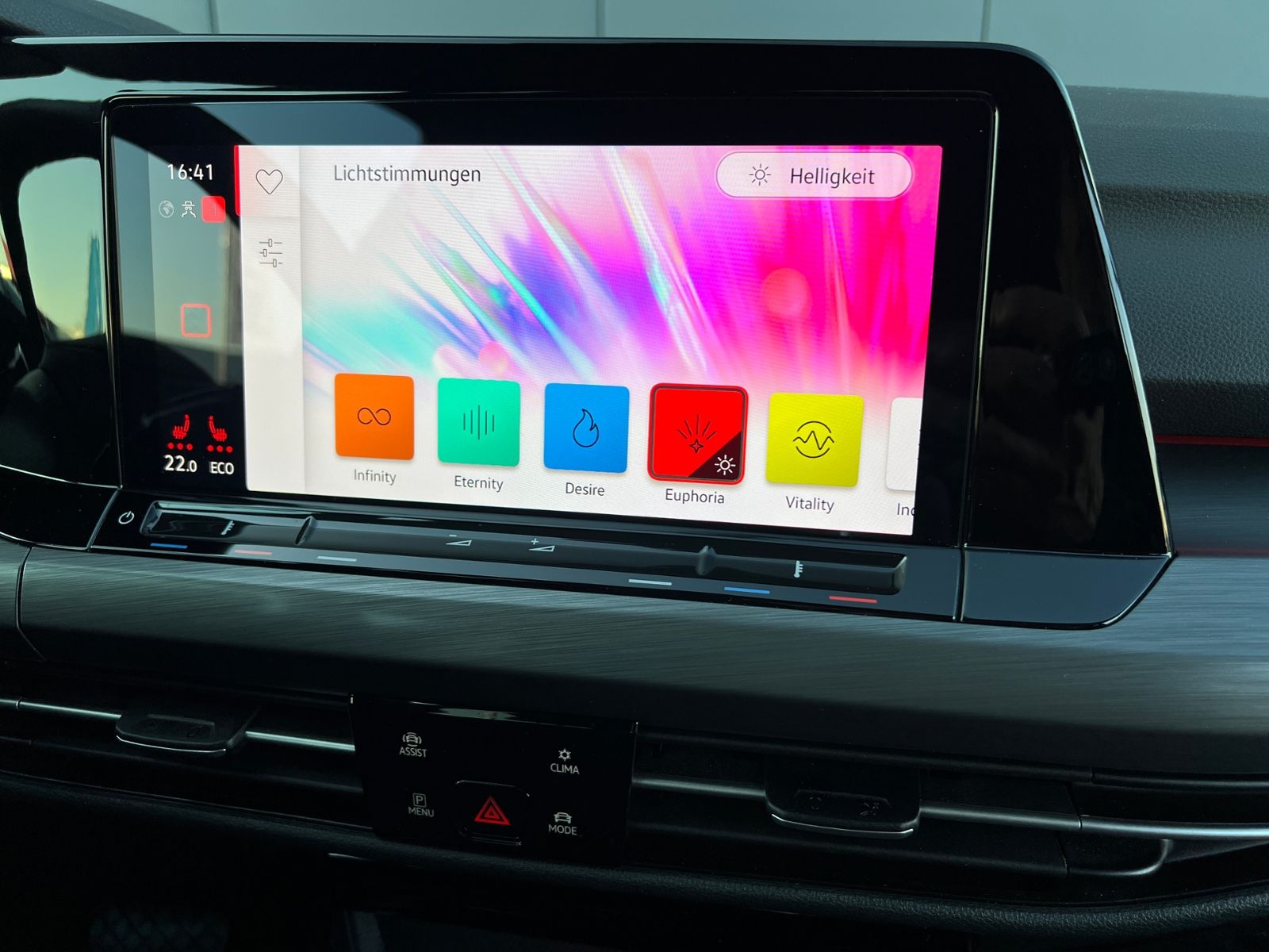 Fahrzeugabbildung Volkswagen Golf Style 1.4 TSI eHybrid DSG *AHK, IQ-Light, A