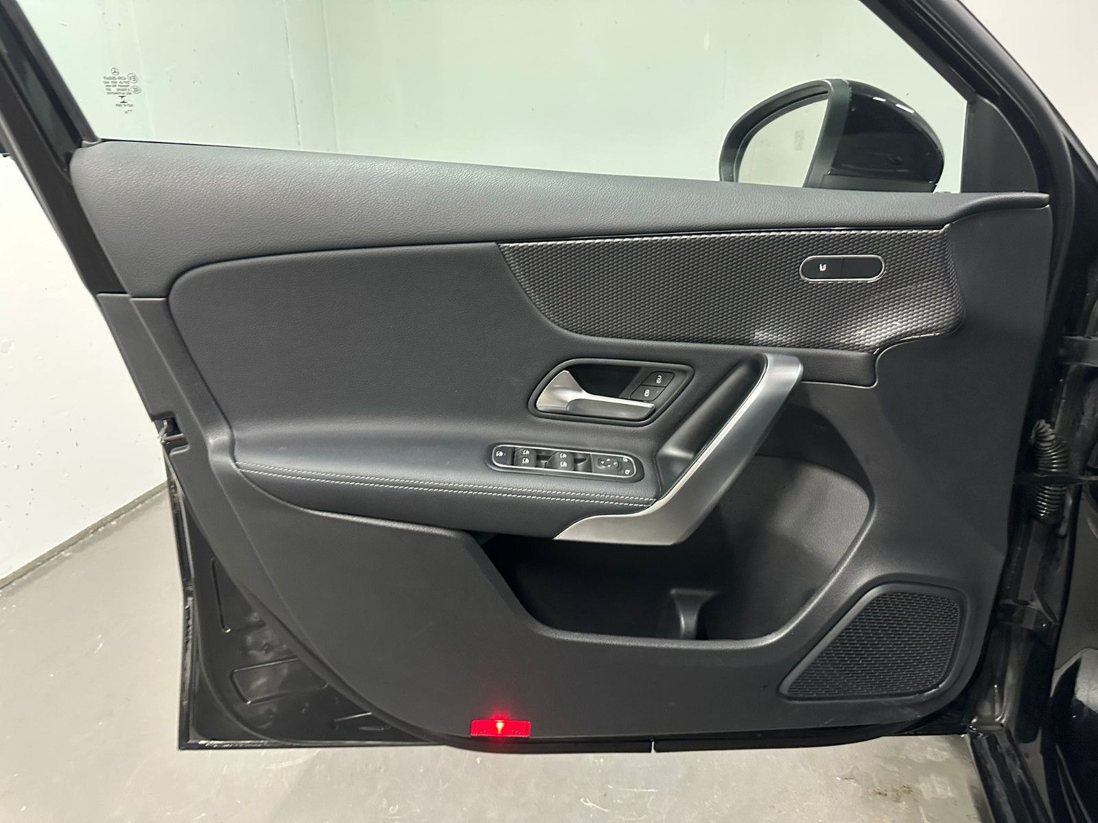 Fahrzeugabbildung Mercedes-Benz A 200 d *PROGRESSIVE*NAVI*
