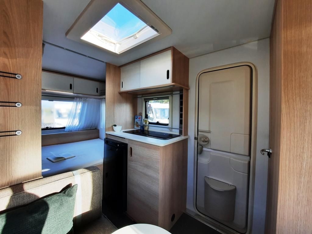 Fahrzeug Übersicht 7 Fahrzeugabbildung Adria Aviva 400 PS 1.Hand/sehr gepflegt