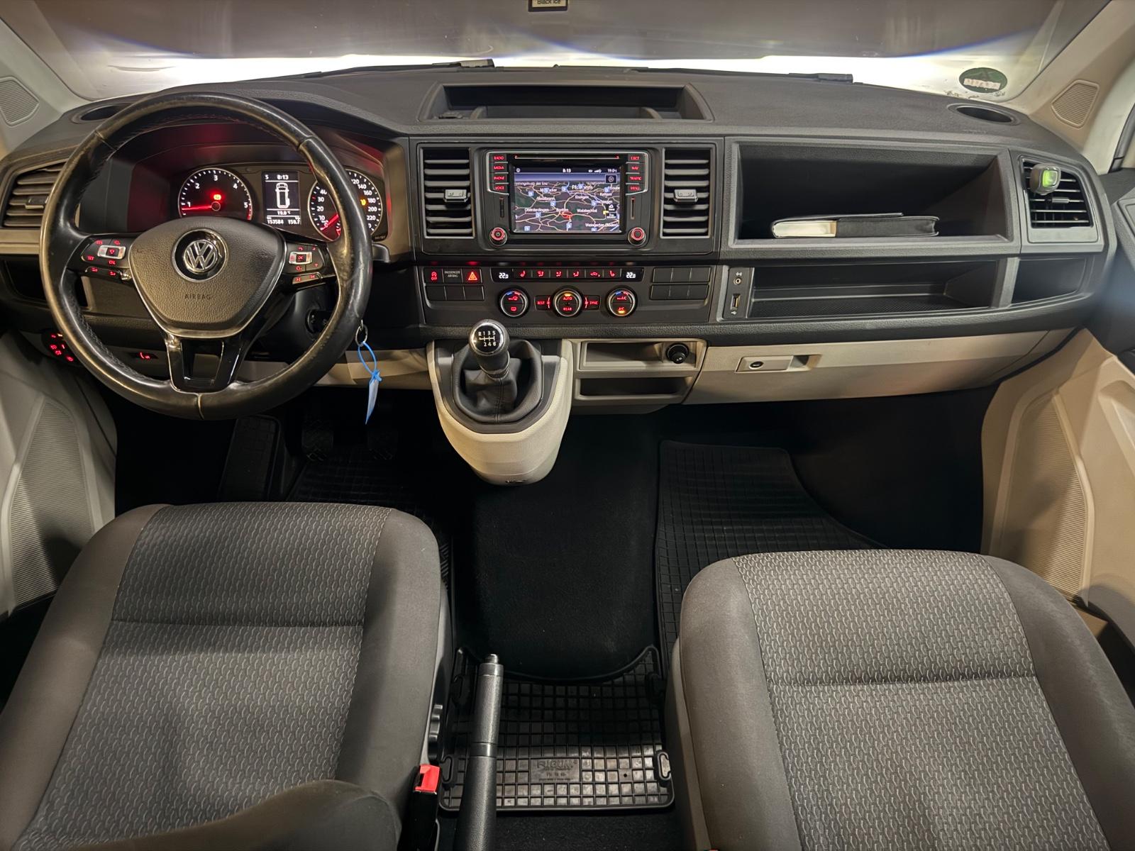 VOLKSWAGEN T6 CARAVELLE GENERATION SIX 2.0 TDI 204ch BVM Portes coulissantes 2 côtés Sièges chauffants Historique présent