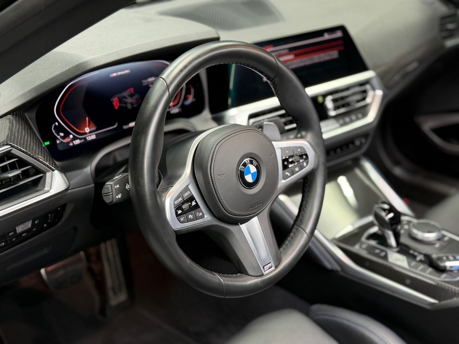Fahrzeugabbildung BMW BMW M240i xDrive|GRAIL|EVENTURI|M-SItz|LASER|H&K