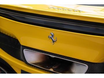 صورة 10 لـ 2022 Ferrari 296 GTB