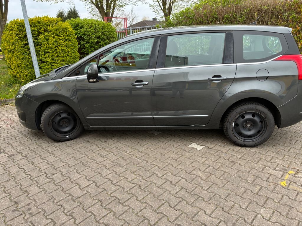 Image of Peugeot 5008