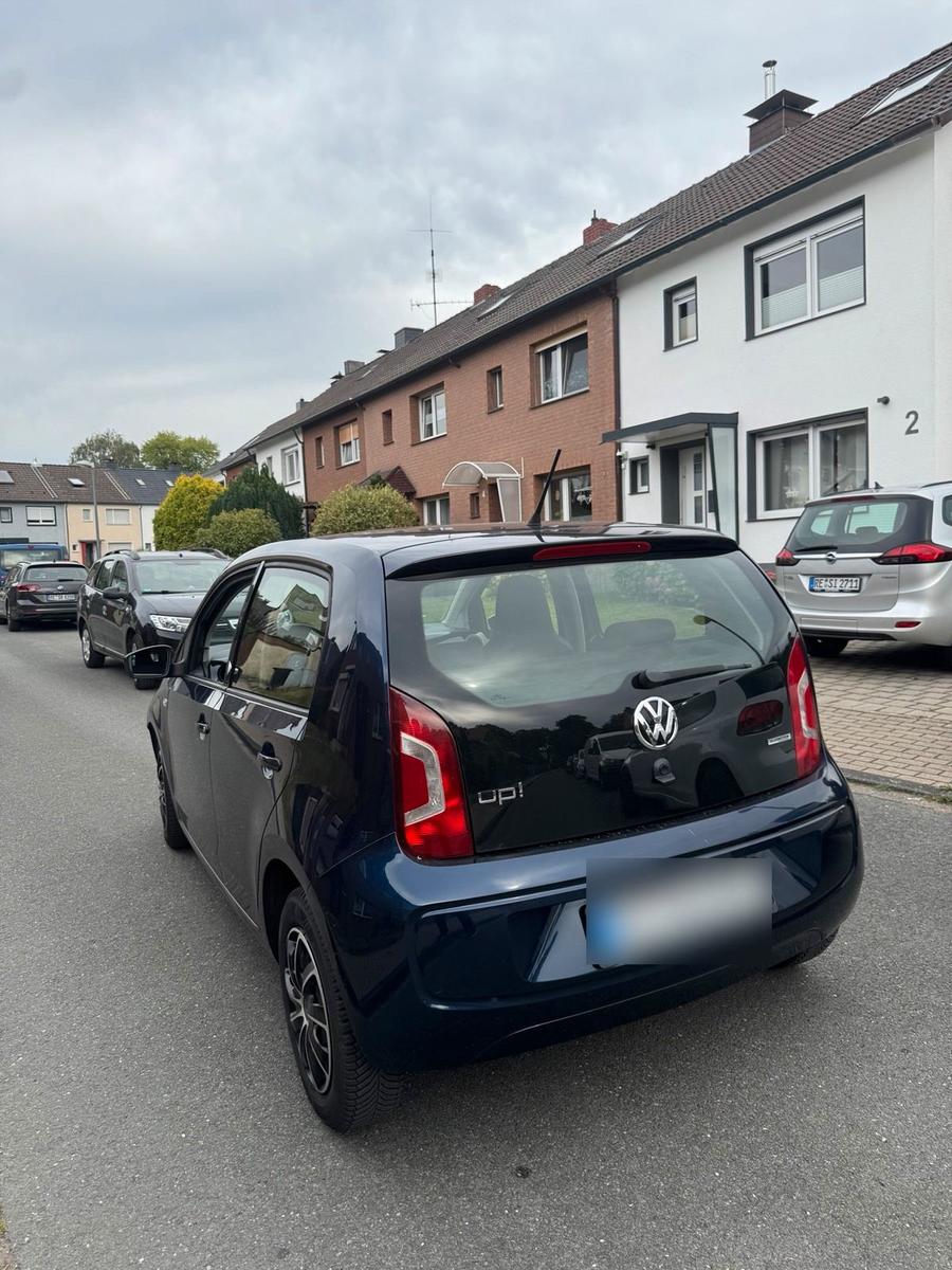 Volkswagen Up 2012 — engine 75 HP (55kW)