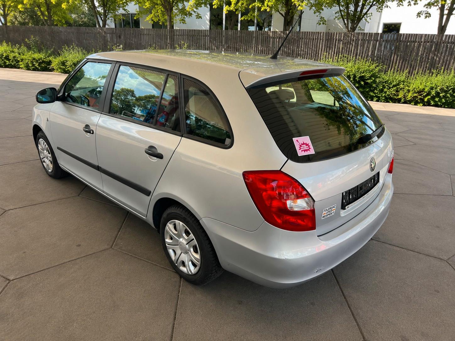 Skoda Fabia 2011 — двигун 1.598 cm³, 90 HP (66kW)