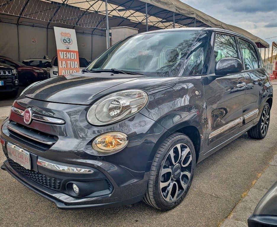 Image of Fiat 500L Cross