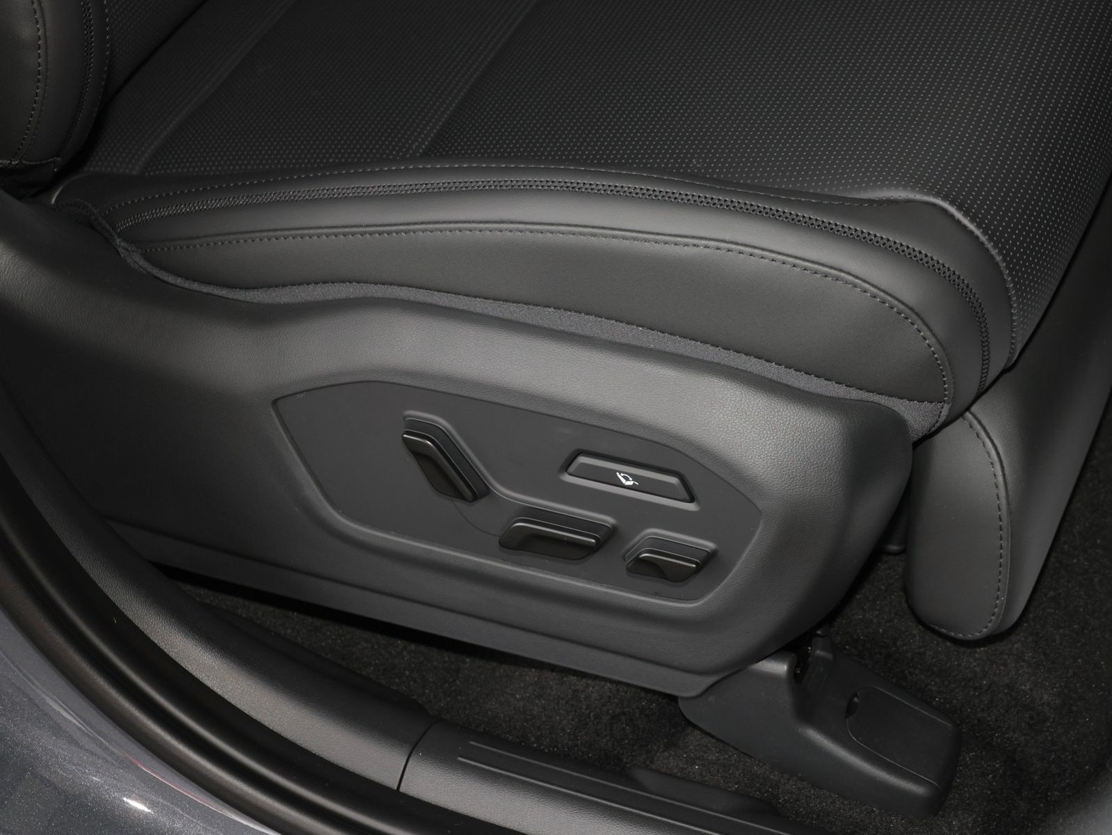 Hyundai Santa Fe – Bild 18