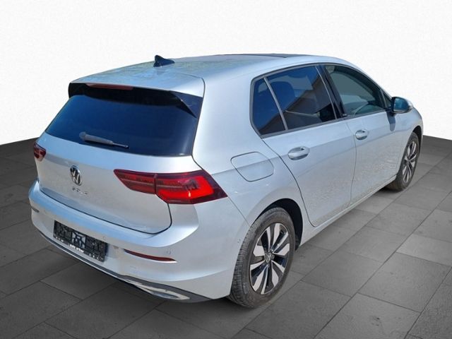 Fahrzeugabbildung Volkswagen Golf MOVE 2,0 TDI DSG PANO STHZG AHK NAVI KESSY