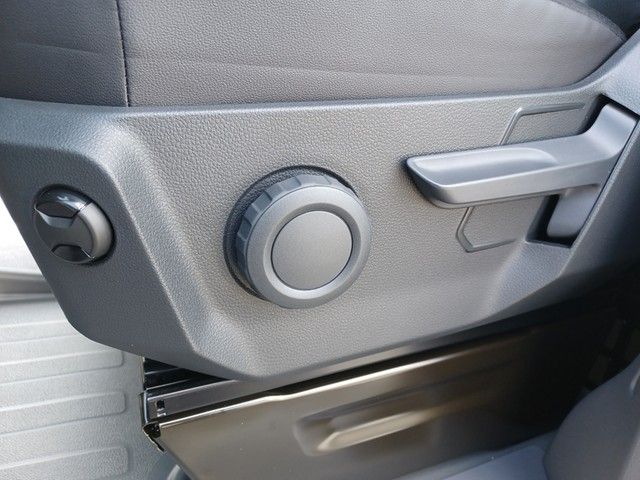 Fahrzeugabbildung Volkswagen Crafter Kasten 35 LR HD RFK Klima DAB