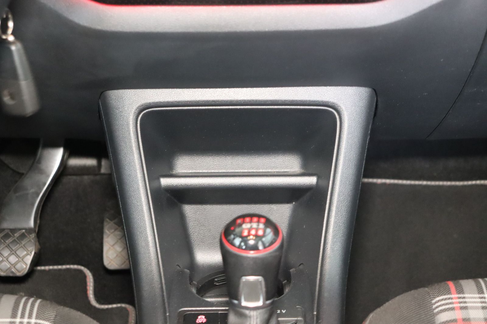 Fahrzeugabbildung Volkswagen up! GTI * Sitzhzg. * Panorama * TOP