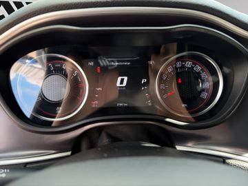 Dodge Challenger - 11