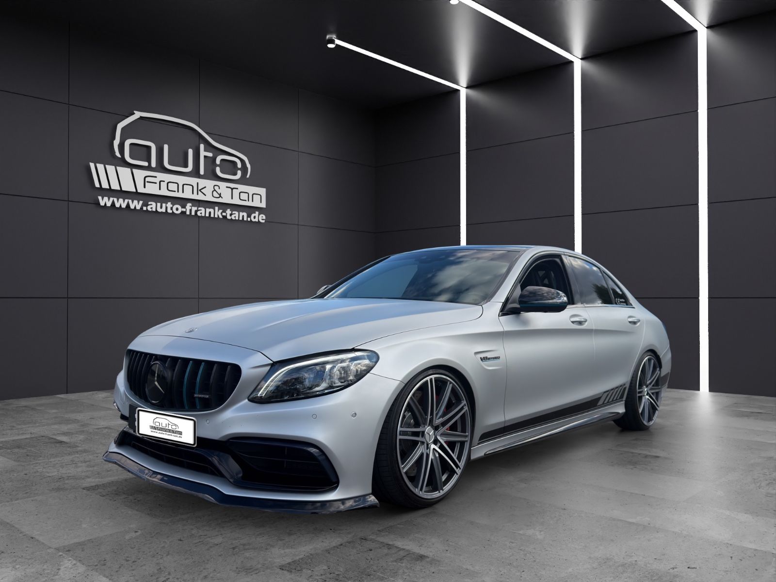 Fahrzeugabbildung Mercedes-Benz C 63 AMG S *Perf. AGA*Carlsson*Carbon*Mattlack*