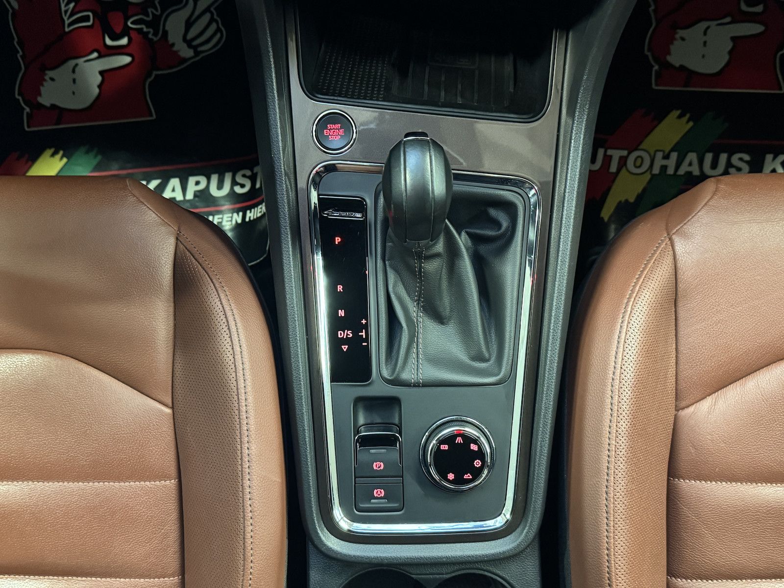 Fahrzeugabbildung SEAT Ateca Xcellence 4Drive/LED/Navi/ACC/Spur/Cam