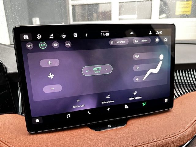 Superb Combi L&K 2.0 TSI 4x4 DSG AHK;MATRIX;NAV