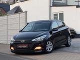 Hyundai i20 blue Classic Active/Klima/Top Zustand/B-line - Hyundai i20 Gebrauchtwagen in Duisburg