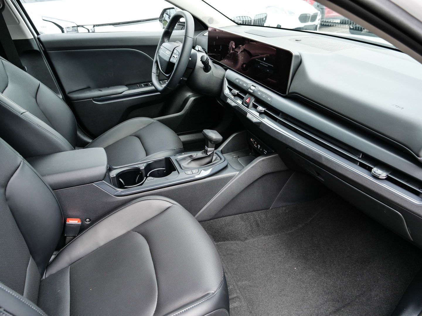 Kia K4 - Bild 15