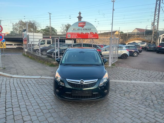 Opel Zafira C Tourer Active/LENKRHZ/SITZHZ/KLIMAAUT/X