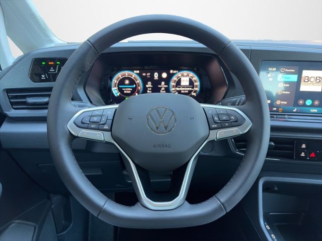 Fahrzeugabbildung Volkswagen Caddy MAXI Life 1,5 TSI DSG Rollstuhlrampe