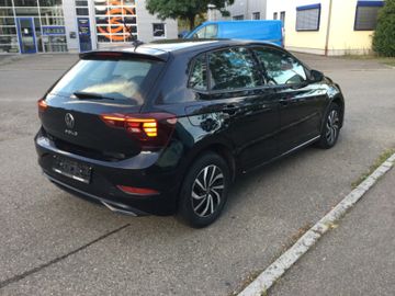 Volkswagen Polo - 1
