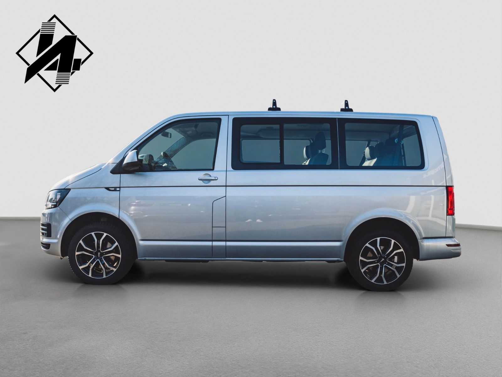 Fahrzeugabbildung Volkswagen T6 Kombi T6 2.0l DSG*9-Sitzer*Standheizung*PDC*A