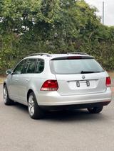 Volkswagen Golf 1.9 TDI DSG DPF Sportline Variant Sportline - Volkswagen Golf mit Diesel-Antrieb: Kombi, Automatik, 1.9