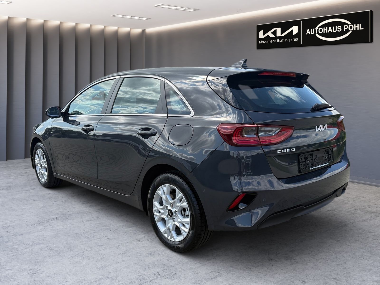 Fahrzeugabbildung Kia Ceed 1.0 T-GDI 100 Ultimate