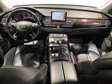 Audi A8 - 12
