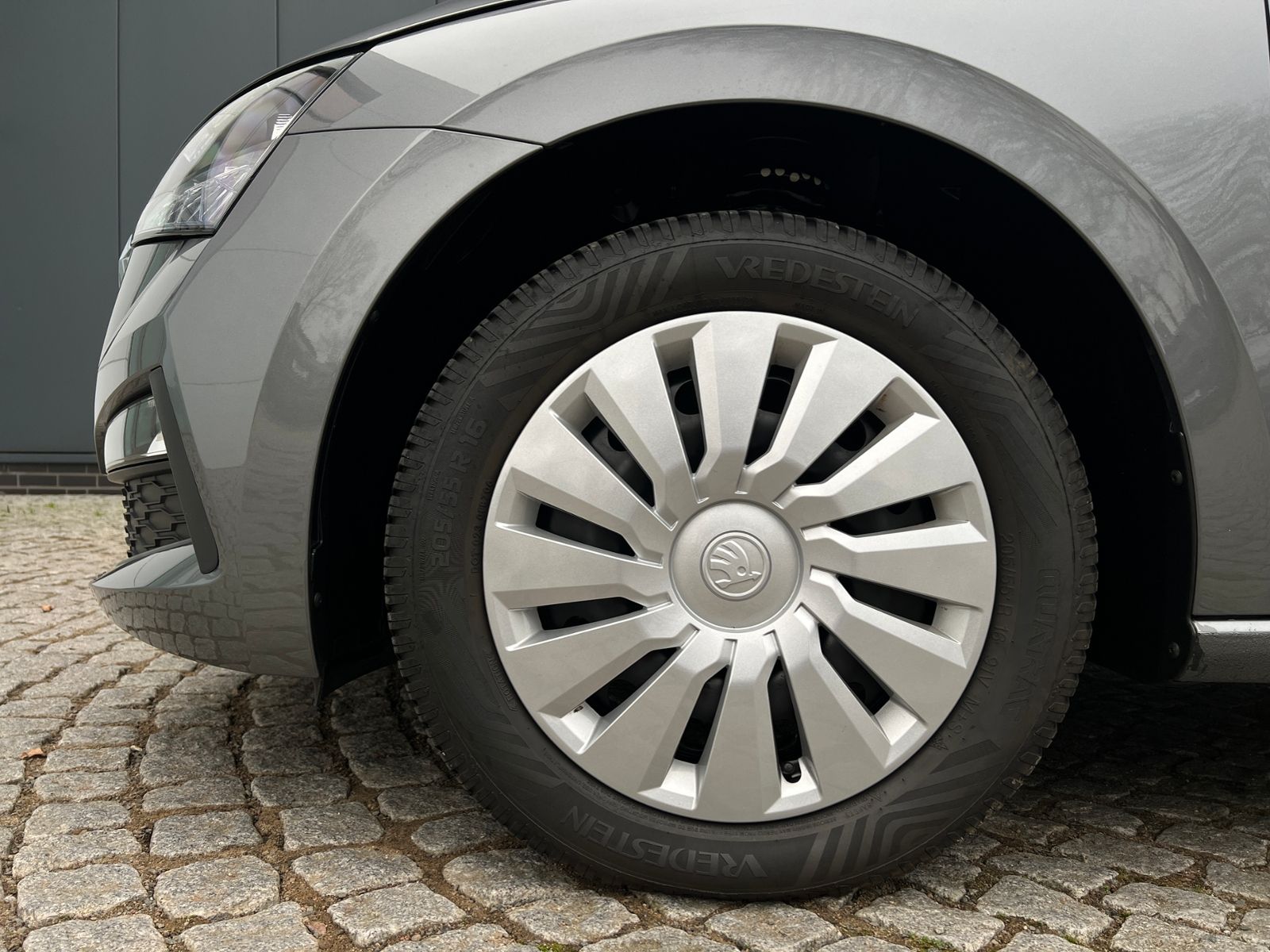 Fahrzeugabbildung SKODA Scala COOl PLUS 1.0 TSI *LED, Klima, Sitzhzg., S