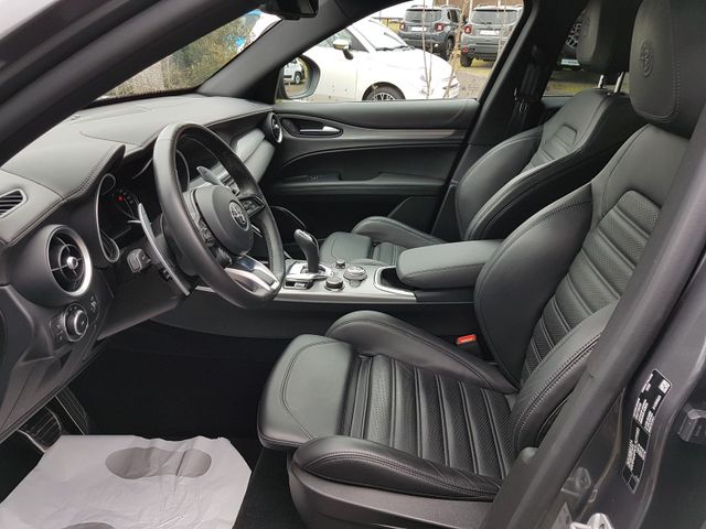 ALFA ROMEO Stelvio 2.0 TURBO Veloce Q4 AT8