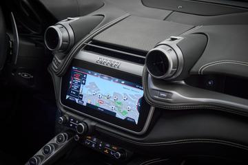 صورة مصغرة 16 لـ 2016 Ferrari GTC4LUSSO
