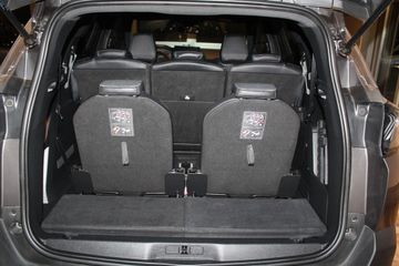 Peugeot 5008 - 12