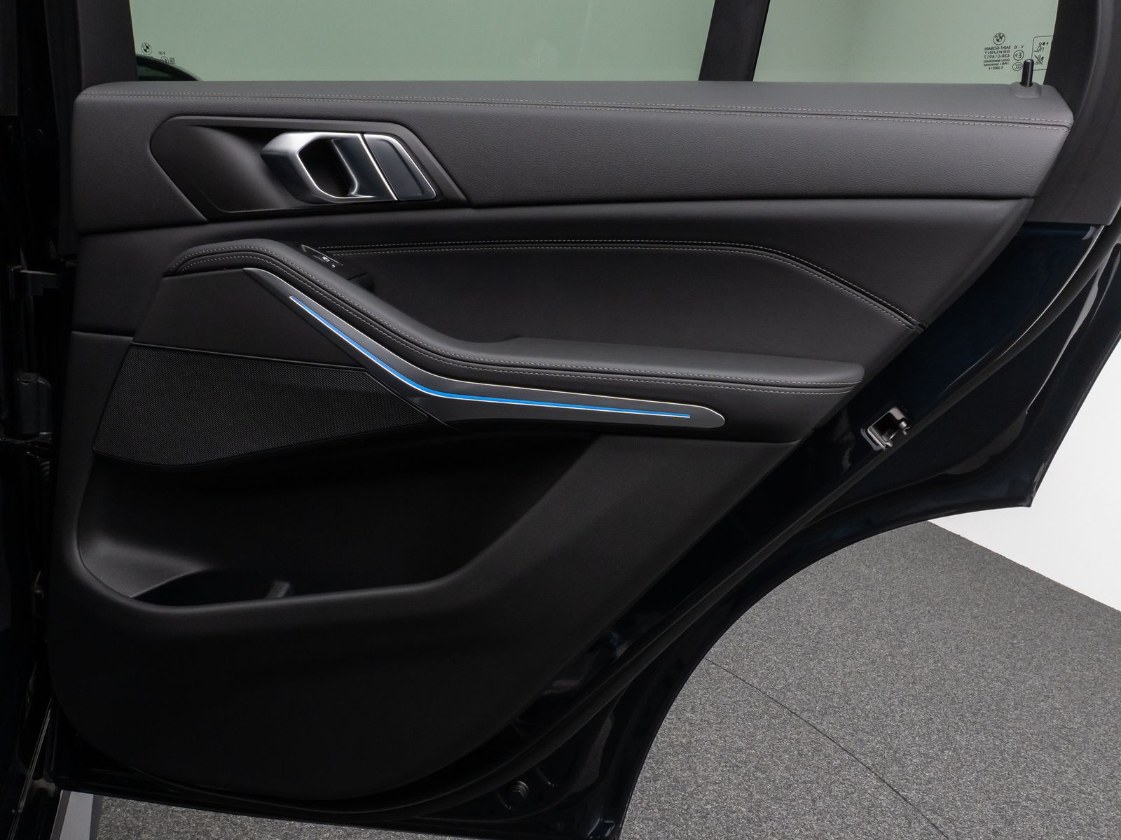 Fahrzeugabbildung BMW X5 xD45e M Sport 360°Laser HUD DAB HiFi Komfort