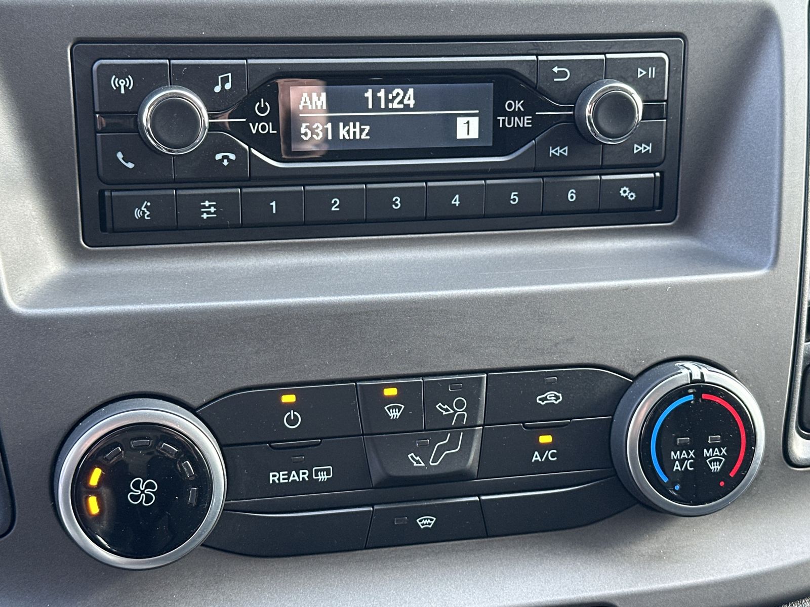 Fahrzeugabbildung Ford Transit Custom 340 L2H1 PP+BLUETOOTH+TEMPOMAT