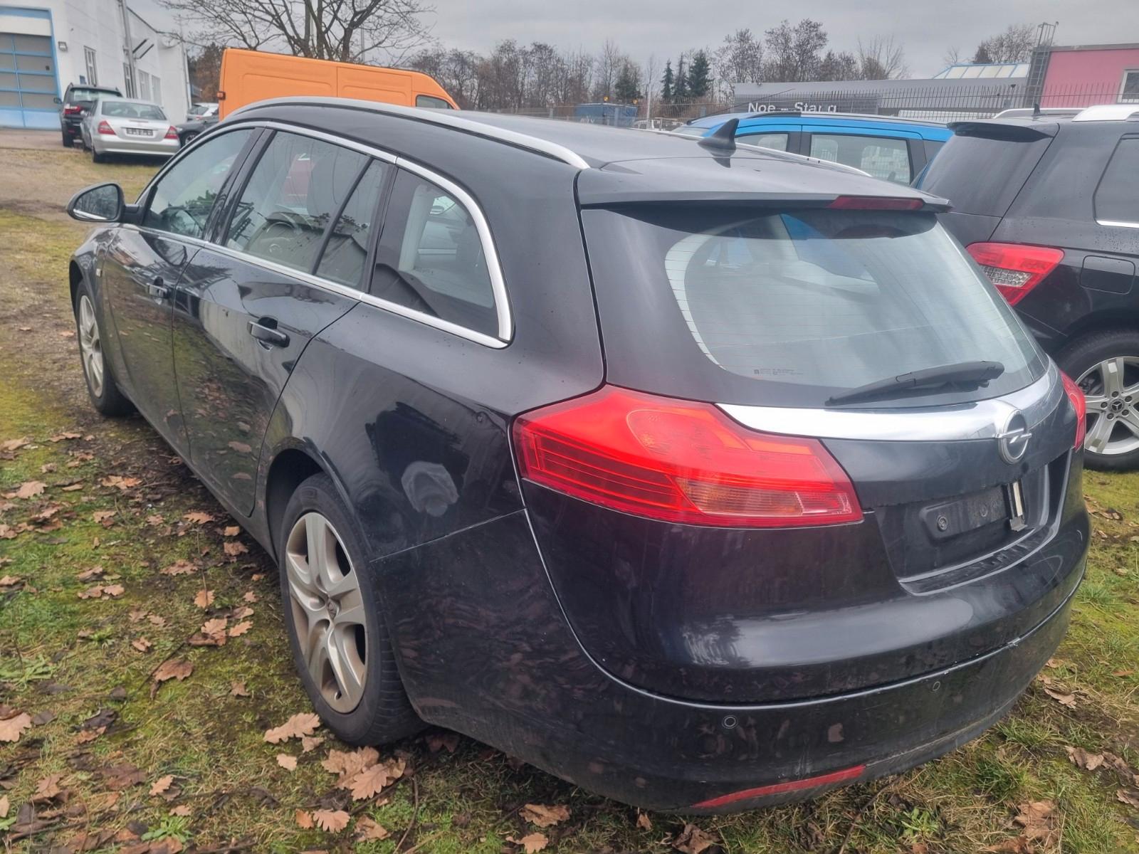 Opel Insignia 2010 — engine 1.956 cm³, 160 HP (118kW)